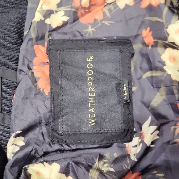 Weatherproof women's quilted hooded adjustable waist winter coat, black M - Picture 6 of 11